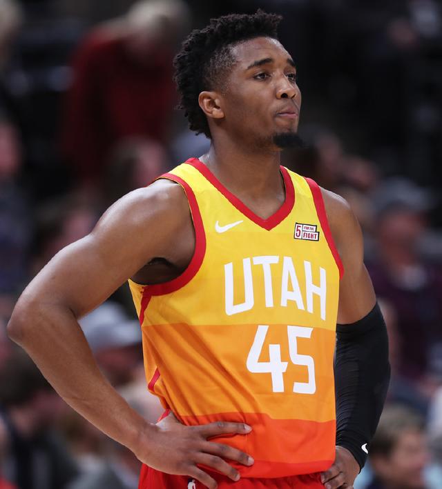 破与荣光 破与荣光